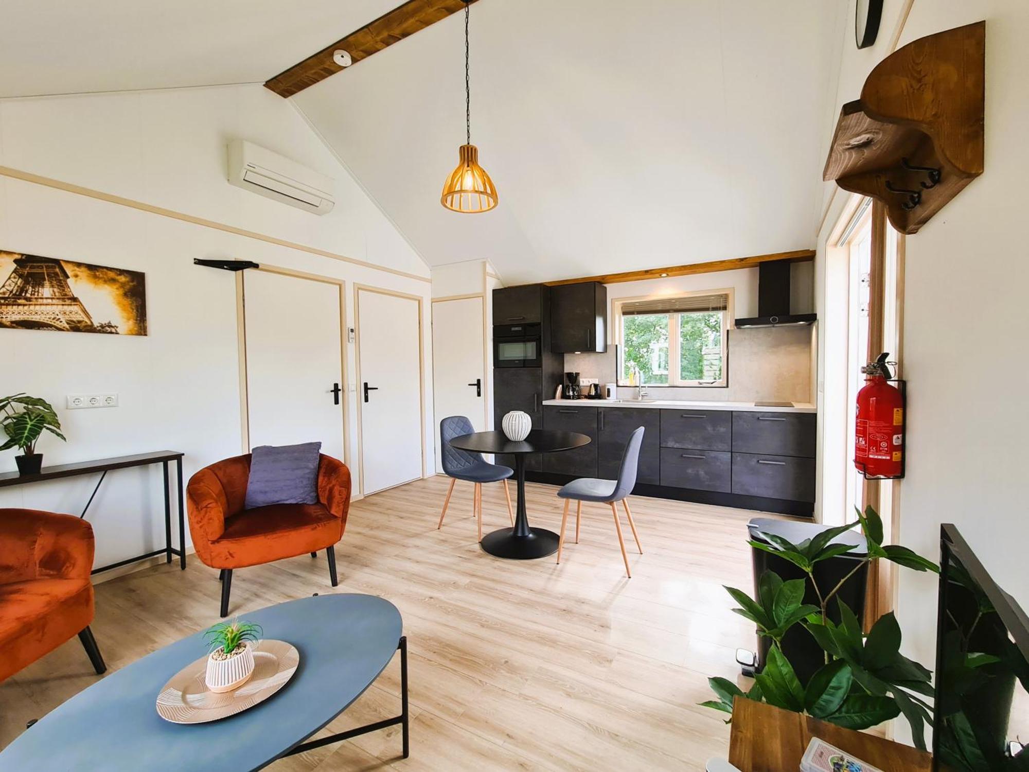 2-Persoons Luxe Vakantiewoning De Veenhoop Екстер'єр фото